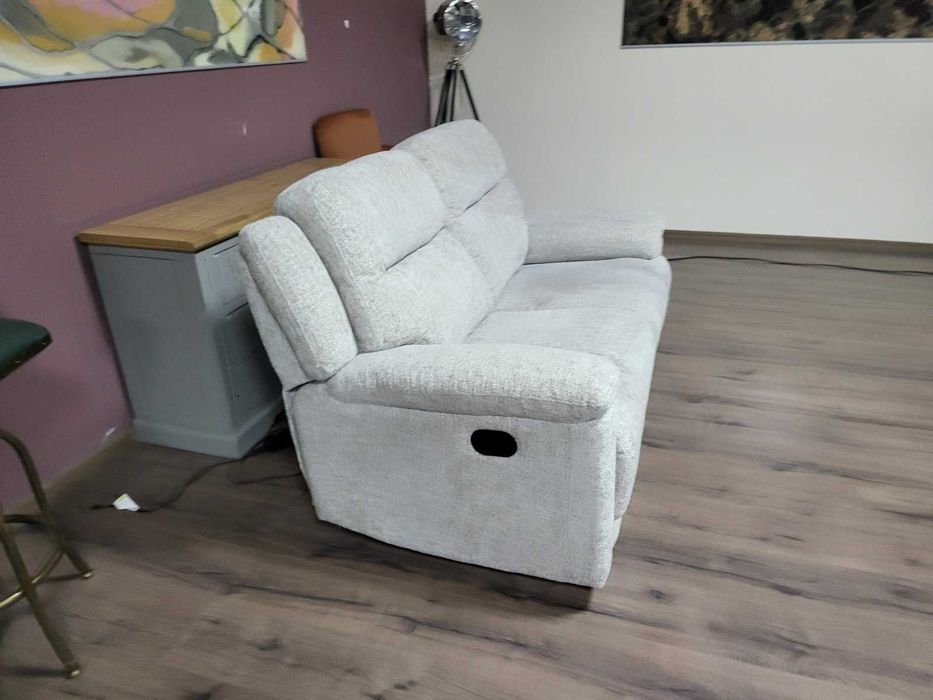 Сив диван от плат двойка с ръчен релаксиращ механизъм