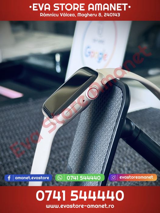 Apple Watch SE 2nd Gen Starlight 40mm GPS + Cellular Aluminium