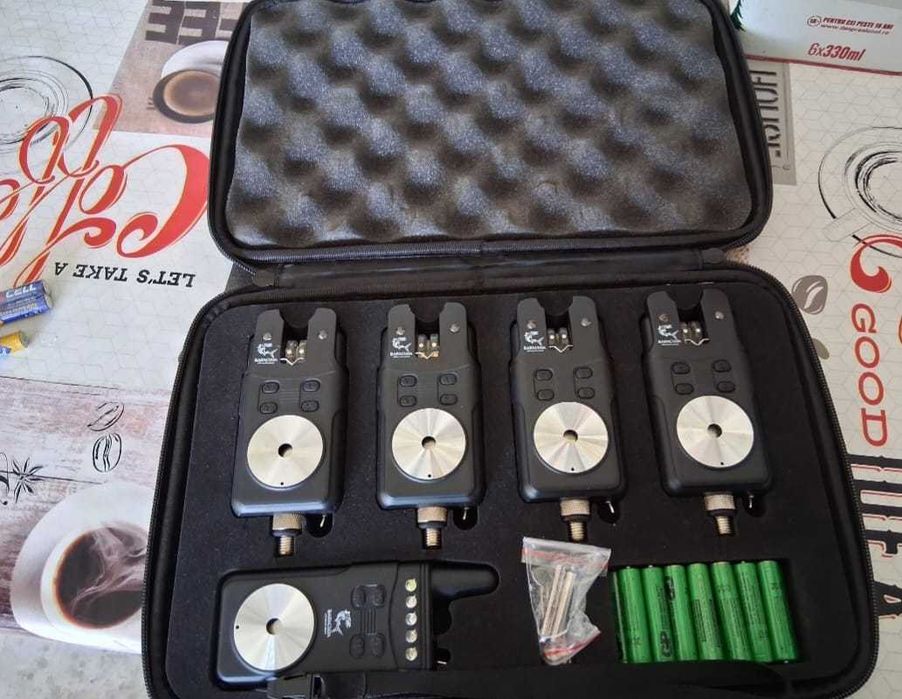 Set crap complet pentru pescuit Fox Eos
