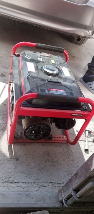 Генератор бензиновый