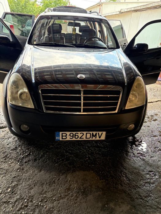 Ssangyong Rexton 2007 2.7 diesel Full perne pe spate.