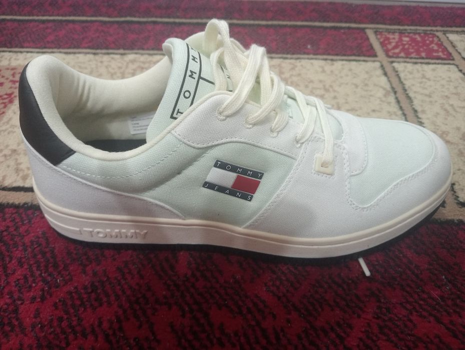 Кроссовки Tommy Hilfiger