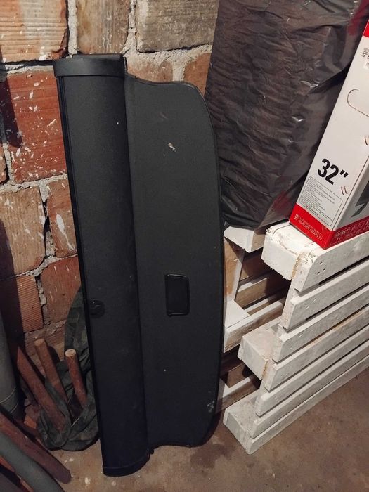 Щора за багажник ауди А4