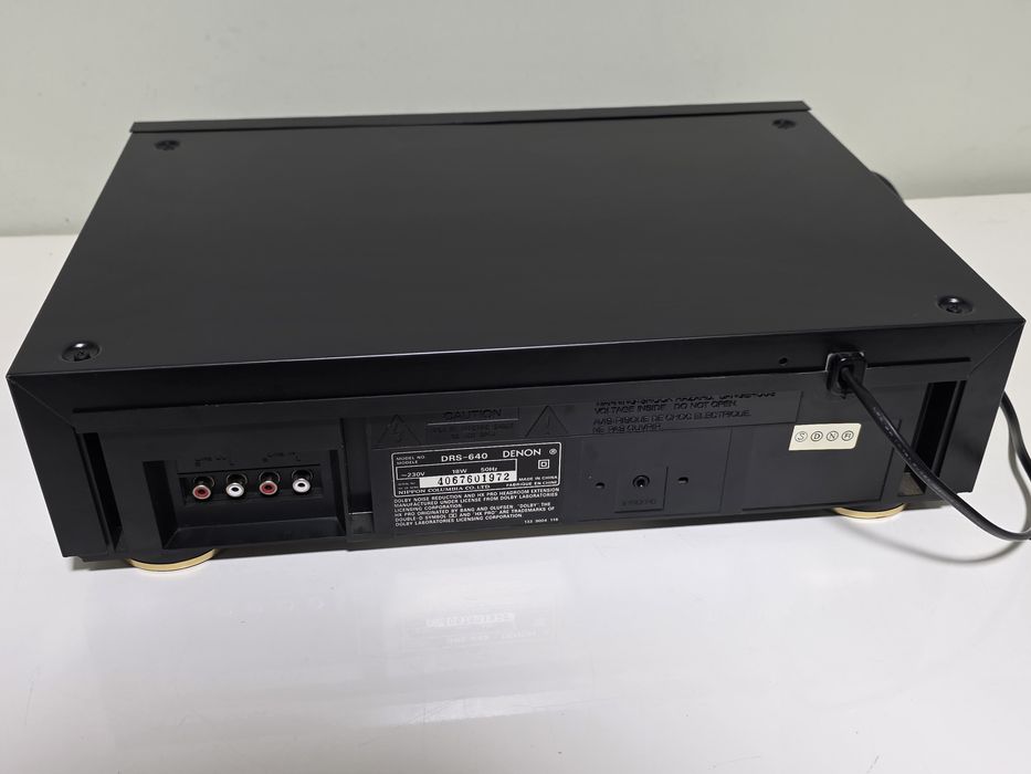 Стерео касетен дек Denon DRS-640 – Хоризонтално зареждане (CD тип)