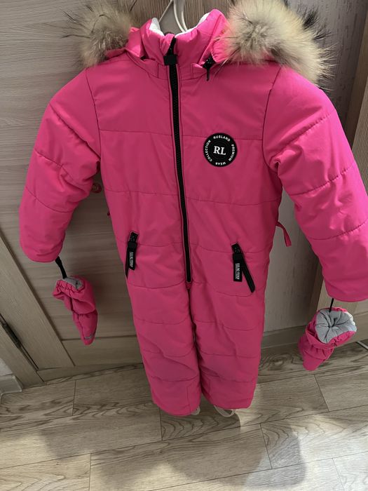 Зимний комбинезон для девочки 98р