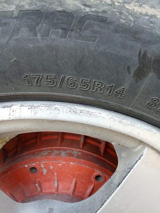 Продам диски с резиной R14