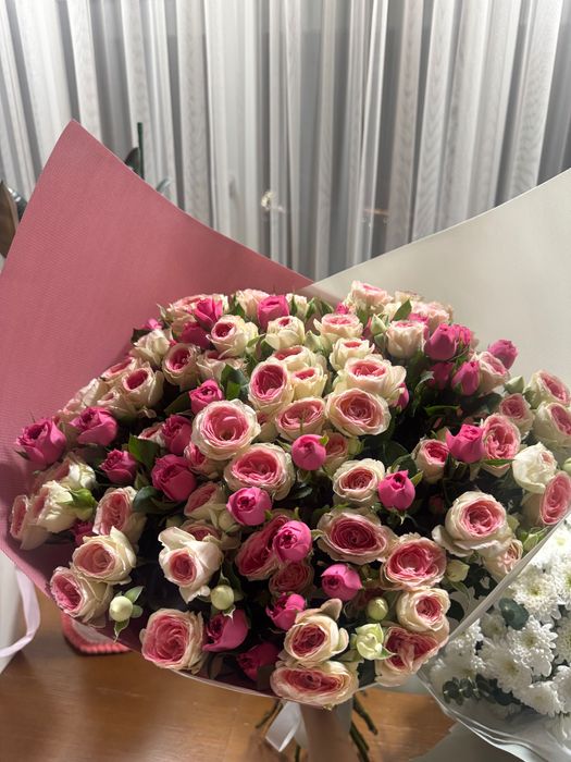 Большой букет роз