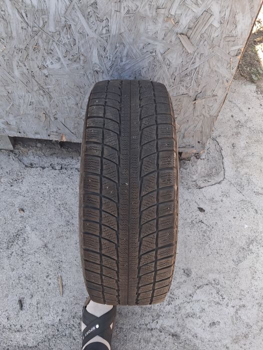 Продам шины на 15