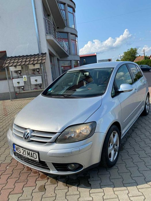 Vând Volkswagen Golf Plus
