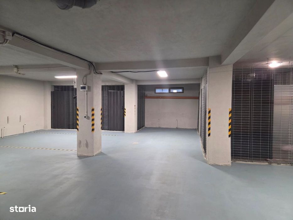 Spatiu subsol 227mp cu parcari subterane si boxe
