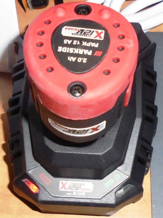Vand set charger +acumulator 12 V Parkside X12V Team, Performance ,noi