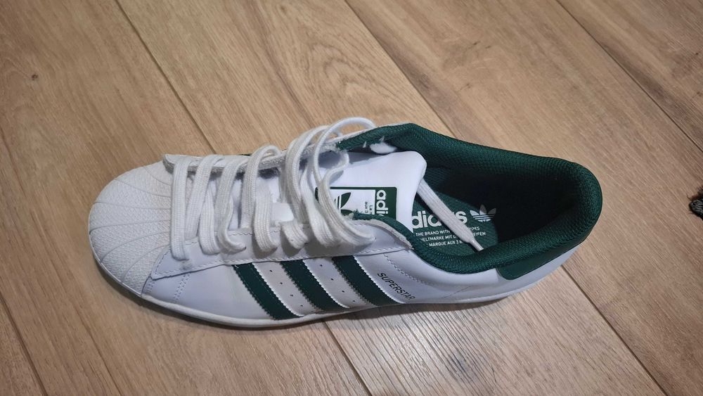 Adidas Superstar 42.5