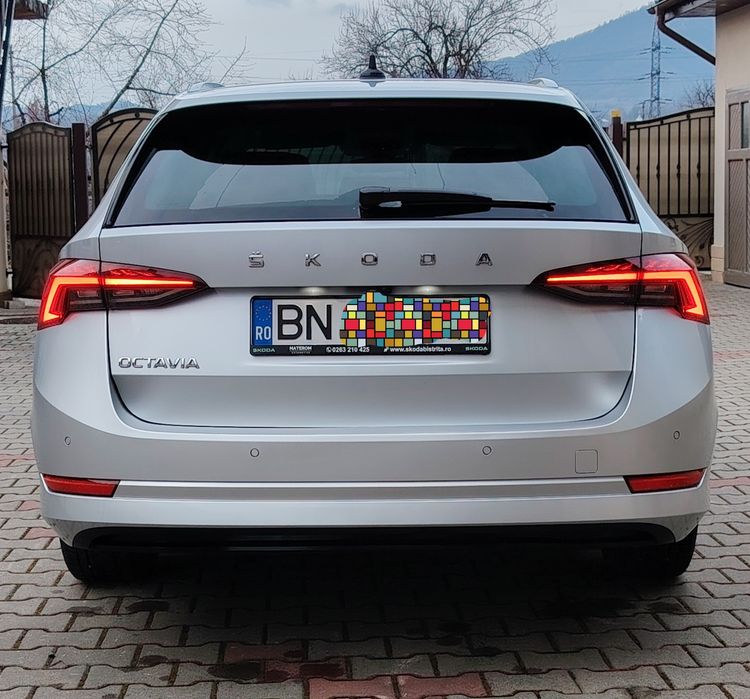 SKODA Octavia 2022 — imagine 5