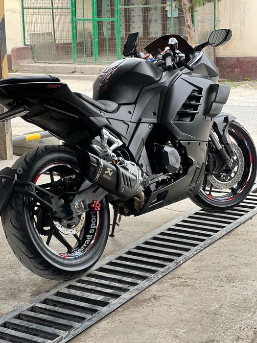 Спорт байк мотоцикл