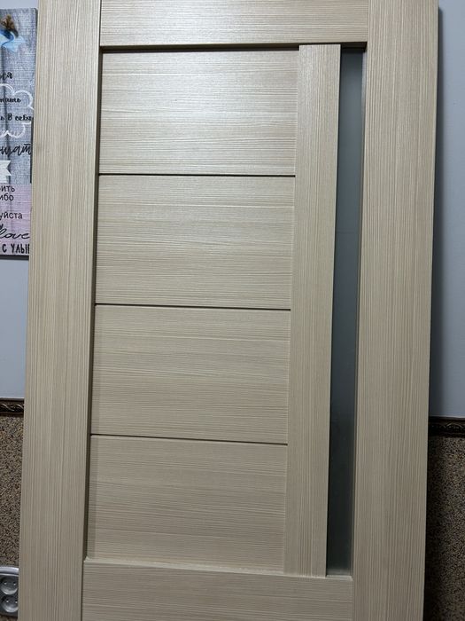 Двери б/у с ручками и петлями