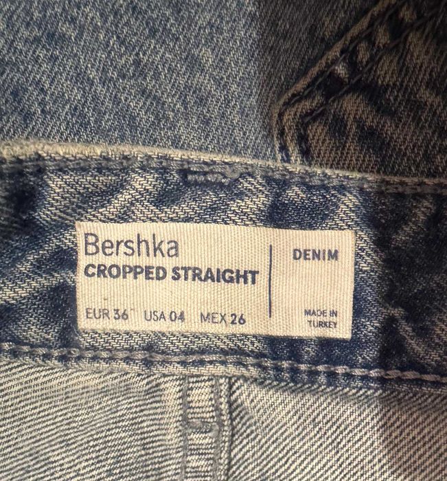 Blugi BERSHKA nepurtati