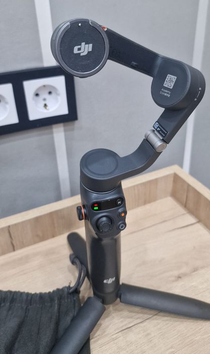 Продам DJi osmo mobile 6