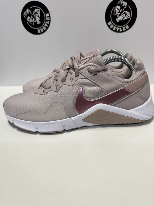 Маратонки NIKE LEGEND .Номер 39