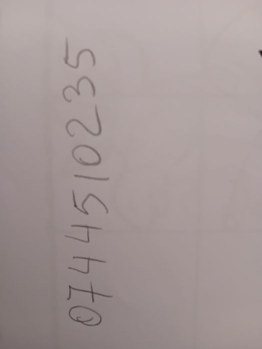 Vând baloti lucerna