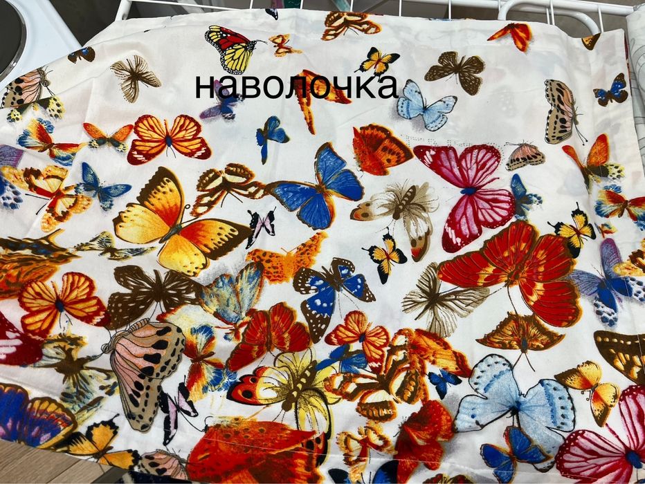 Покрывало простыня наволочки Б/У