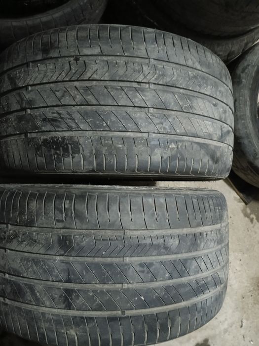 Шины лето 285/30R19