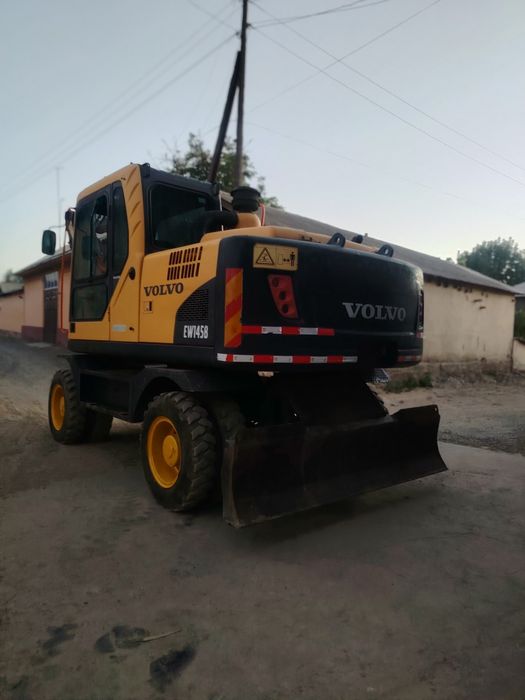 VOLVO EW145B prim