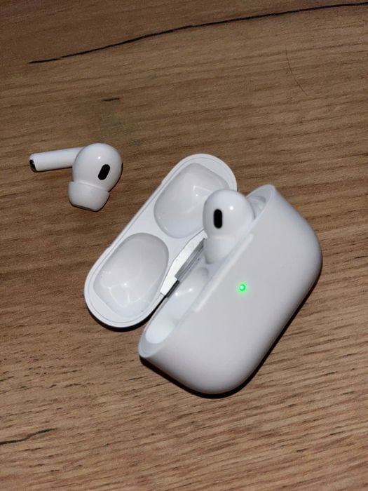 Продаю наушники AirPods