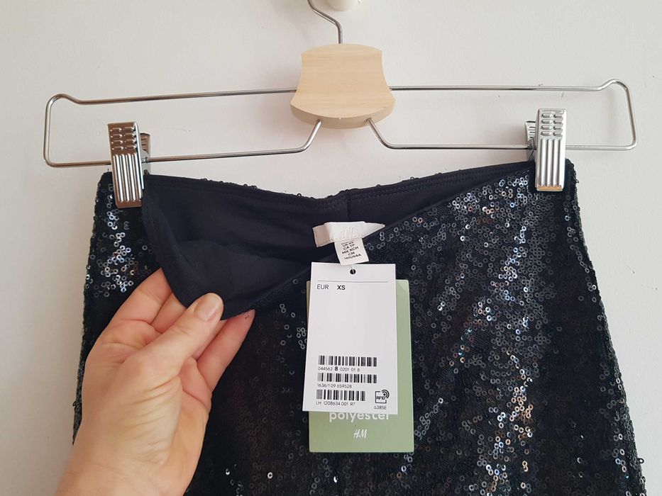Клин с пайети H&M, р.XS, нов, с етикет