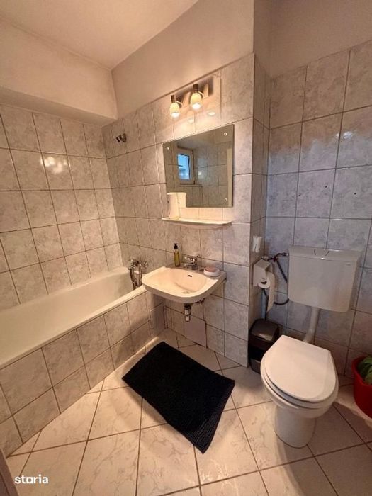 Bulevardul Unirii 3 camere Birouri Stradal
