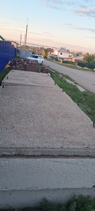 Продам стройматеральный плиты.