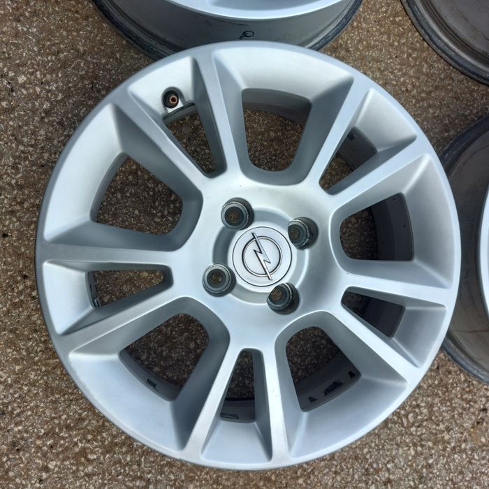 Лети (алуминиеви)джанти  16" 4x100  Опел