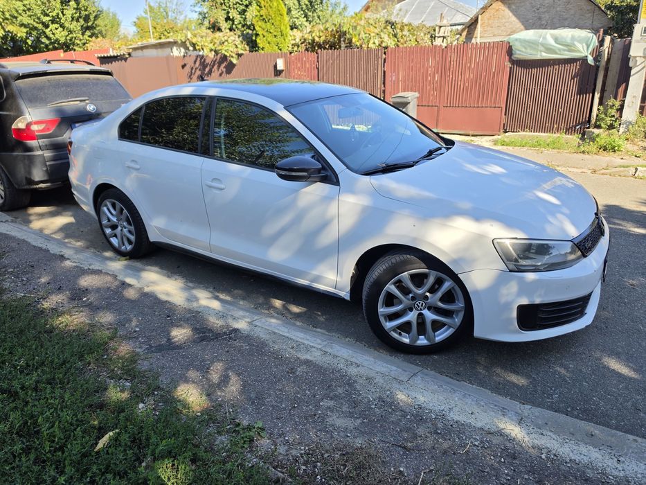 VOLKSWAGEN Jetta 2013 — imagine 2