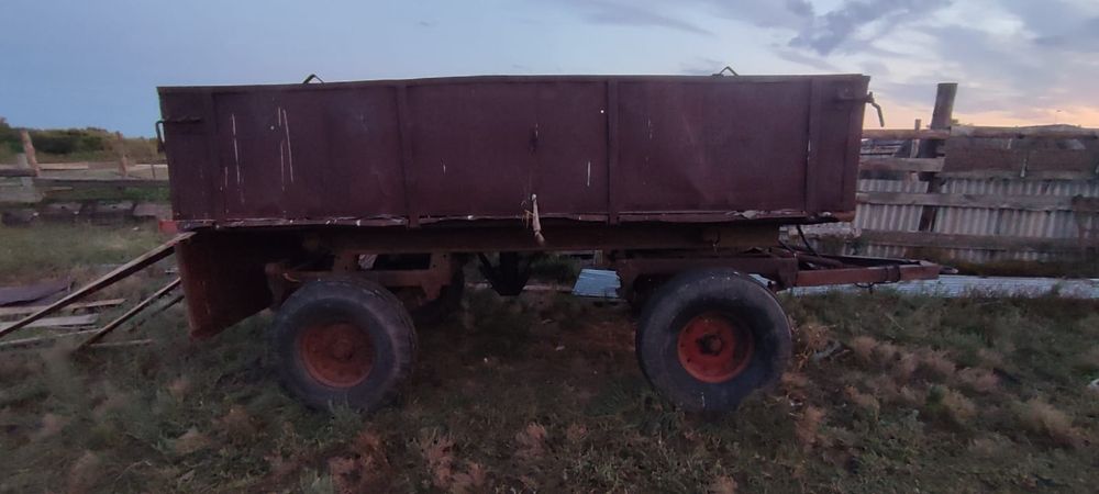 Продам самосвальный прицеп