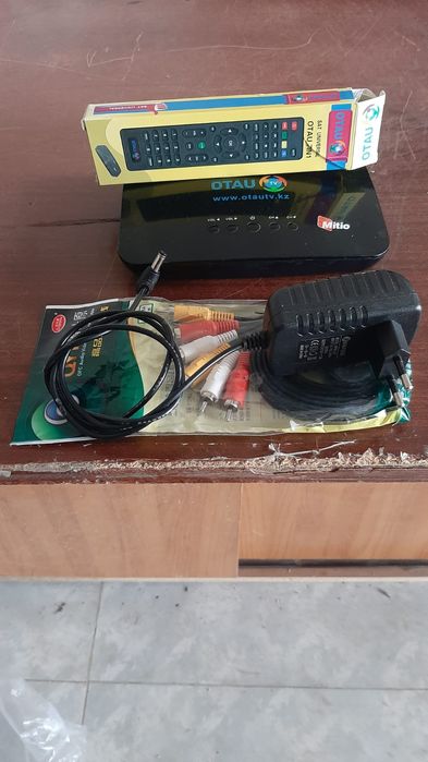 Продам тюнера Отау 2шт комплект