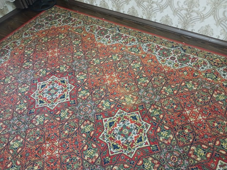 Срочно продам ковёр Хивинский 1986 года!!(Антиквариат)