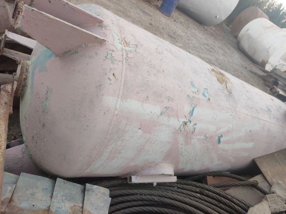 Емкост Цистерна риссевер сотилади