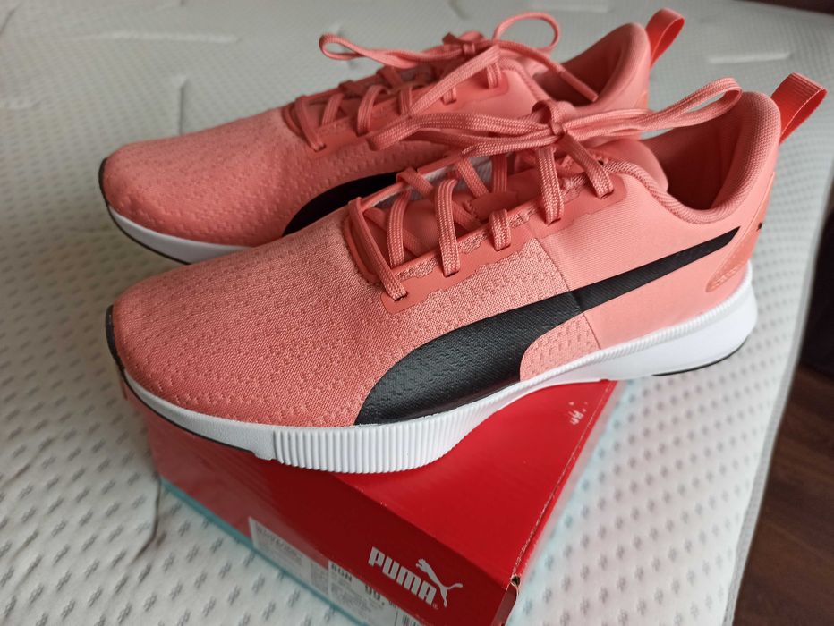 Нови оригинални маратонки Puma, 39 н.