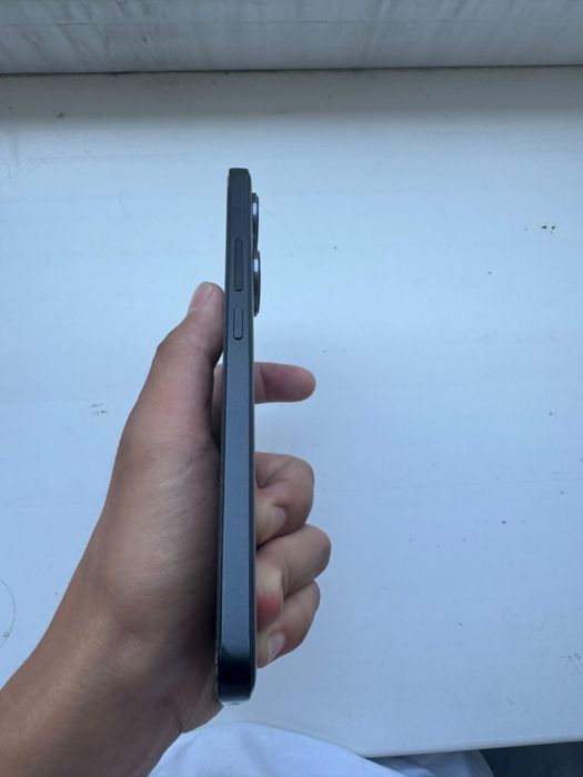 Poco F6 256/12гб