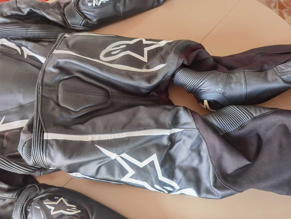 Висок клас мото екип Alpinestars