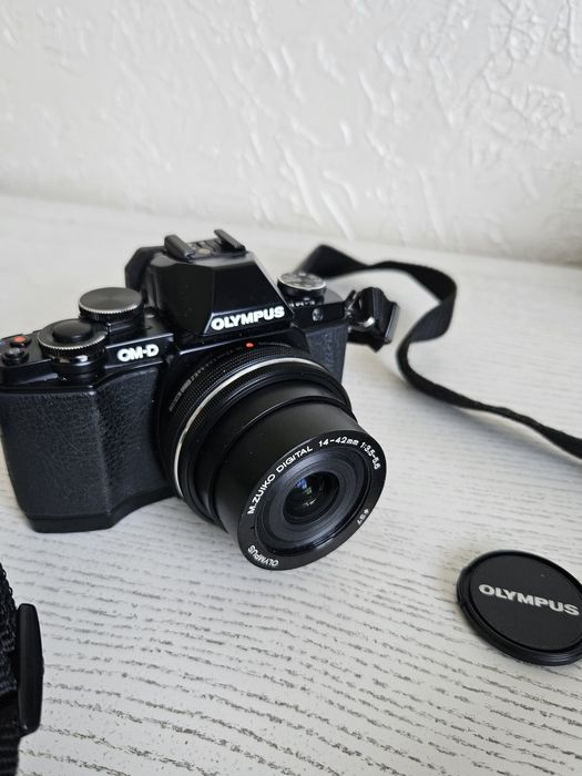 Фотоаппарат OLIMPUS OM-D