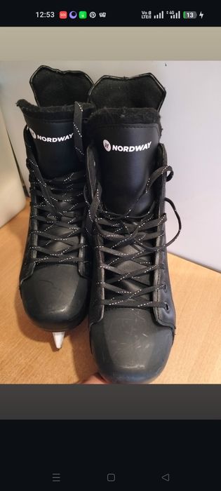 Продам коньки NORDWAY