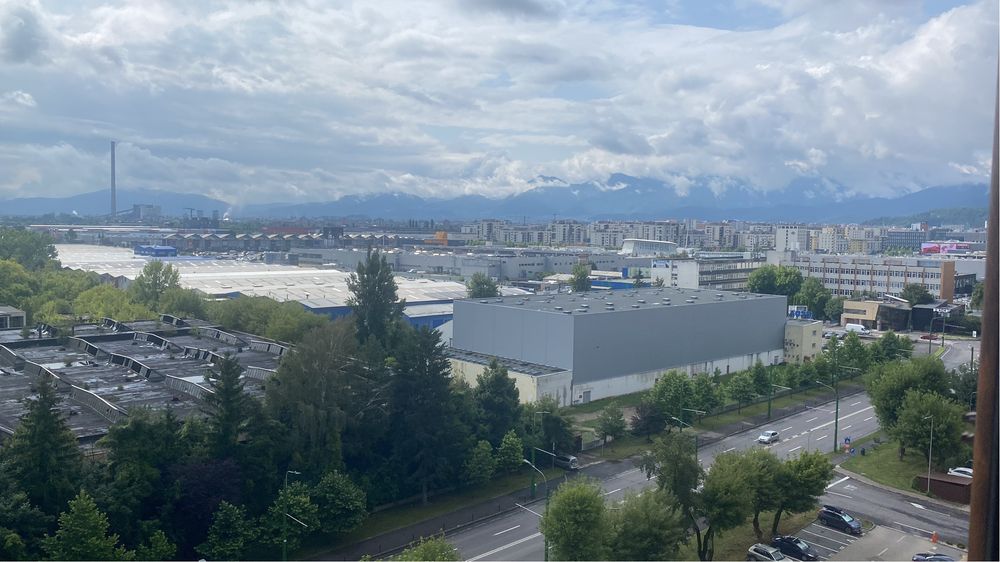 Apartament isaran 2 camere foarte spatios si modern