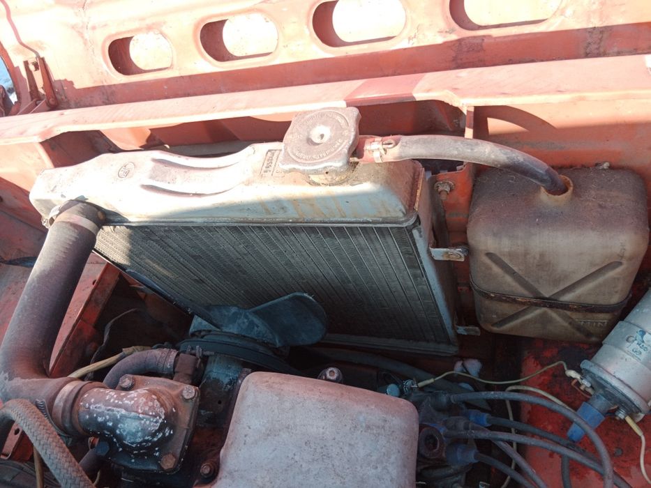 Радиатор охлаждения двигателя москвич