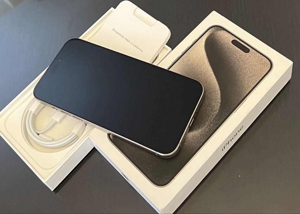 Vand iphone 16 pro max gold 256 gb