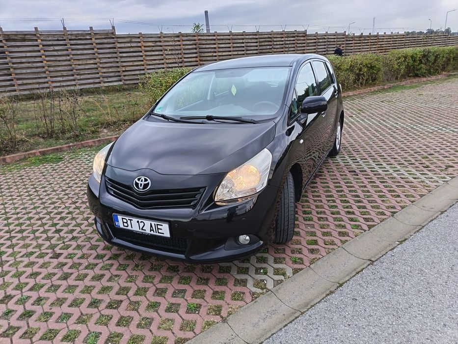Toyota verso benzina