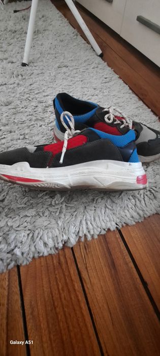 Дамски       маратонки