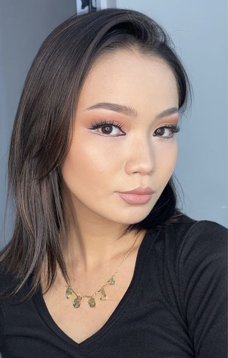 Макияж и укладка