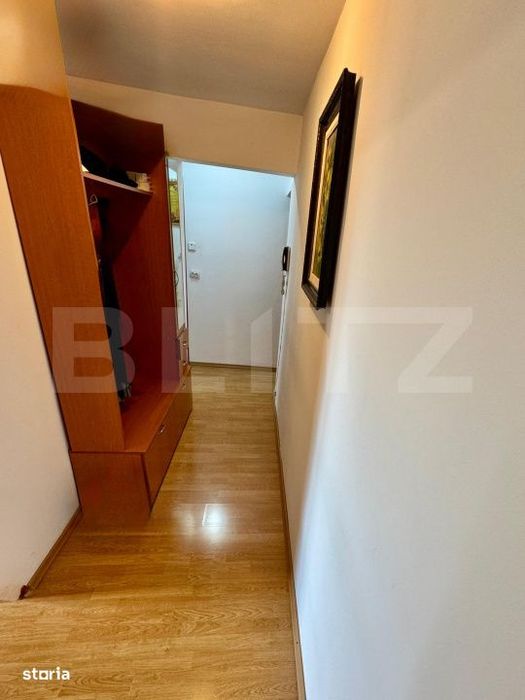 Apartament cu 2 camere, 50.67 mp, parcare, zona Tractoru — fotografia 3