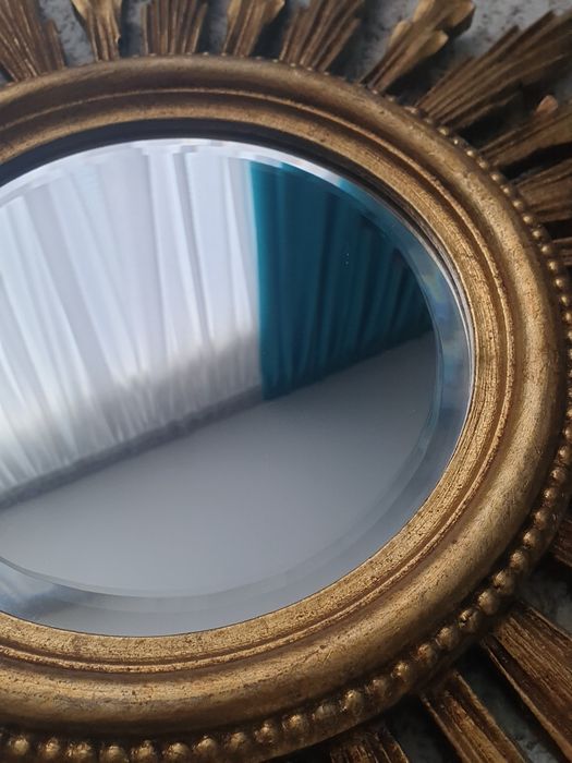 Oglinda colecție