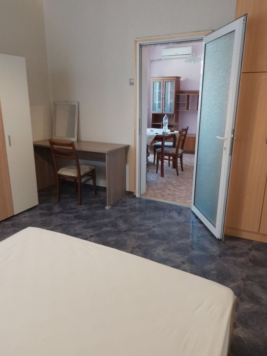 Дава се под наем Тристаен апартамент в Варна, ВИНС - 65 кв.м за 612 € - Снимка #15